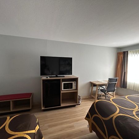 Hotel Super 8 By Wyndham Sterling Co Extérieur photo
