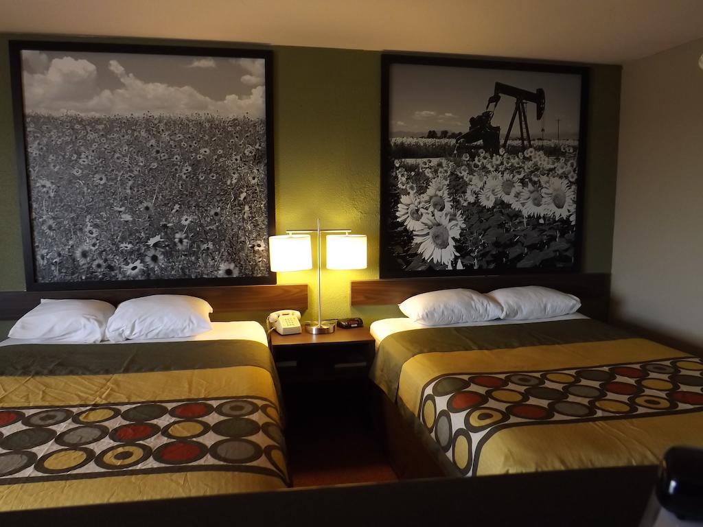 Hotel Super 8 By Wyndham Sterling Co Extérieur photo